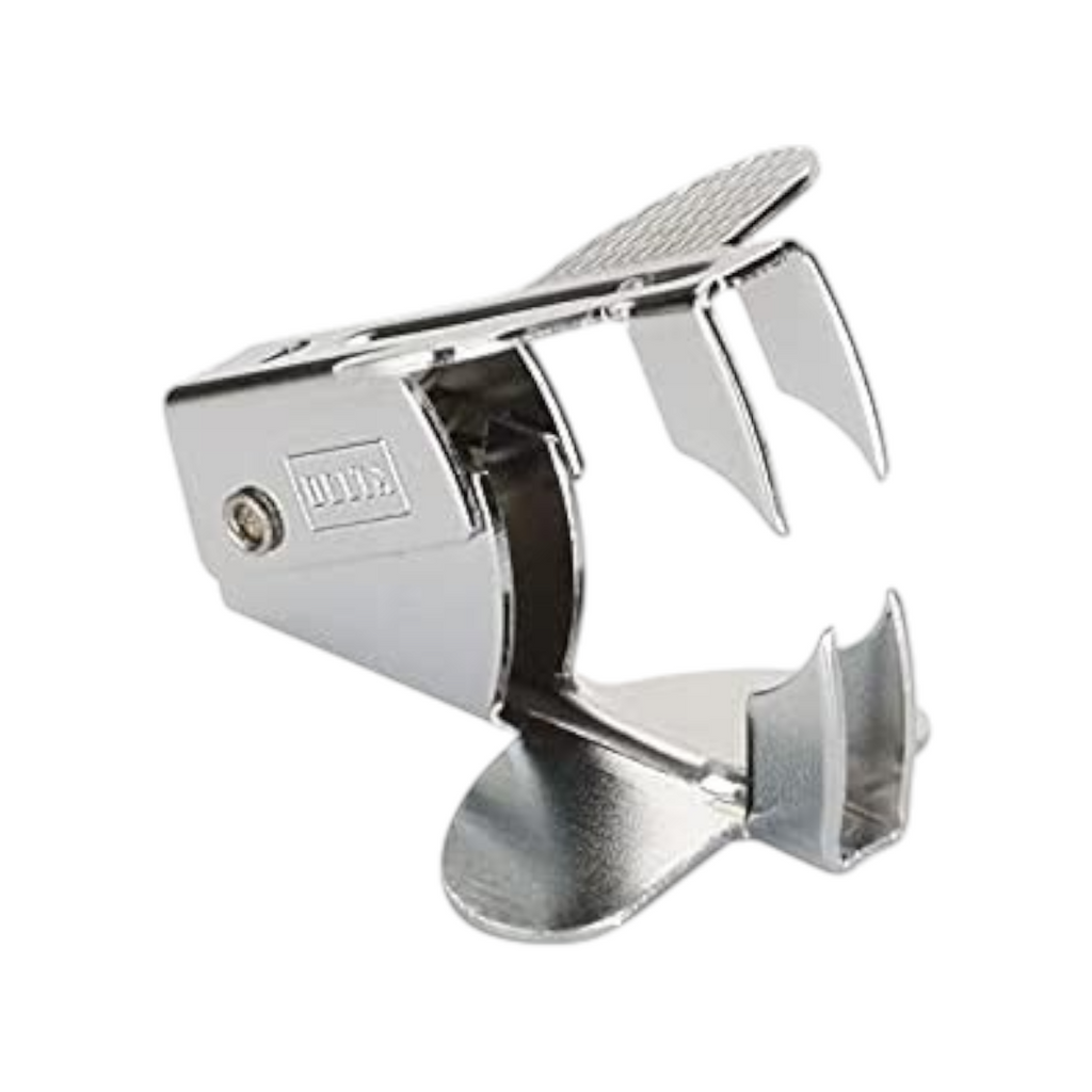 Elite Stationery House Delta 127 rustless metal staple remover with a classic jaw design for easy office use