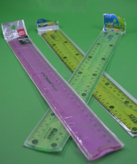 M&G ARL960G4 Plastic Ruler 30cm (Copy)