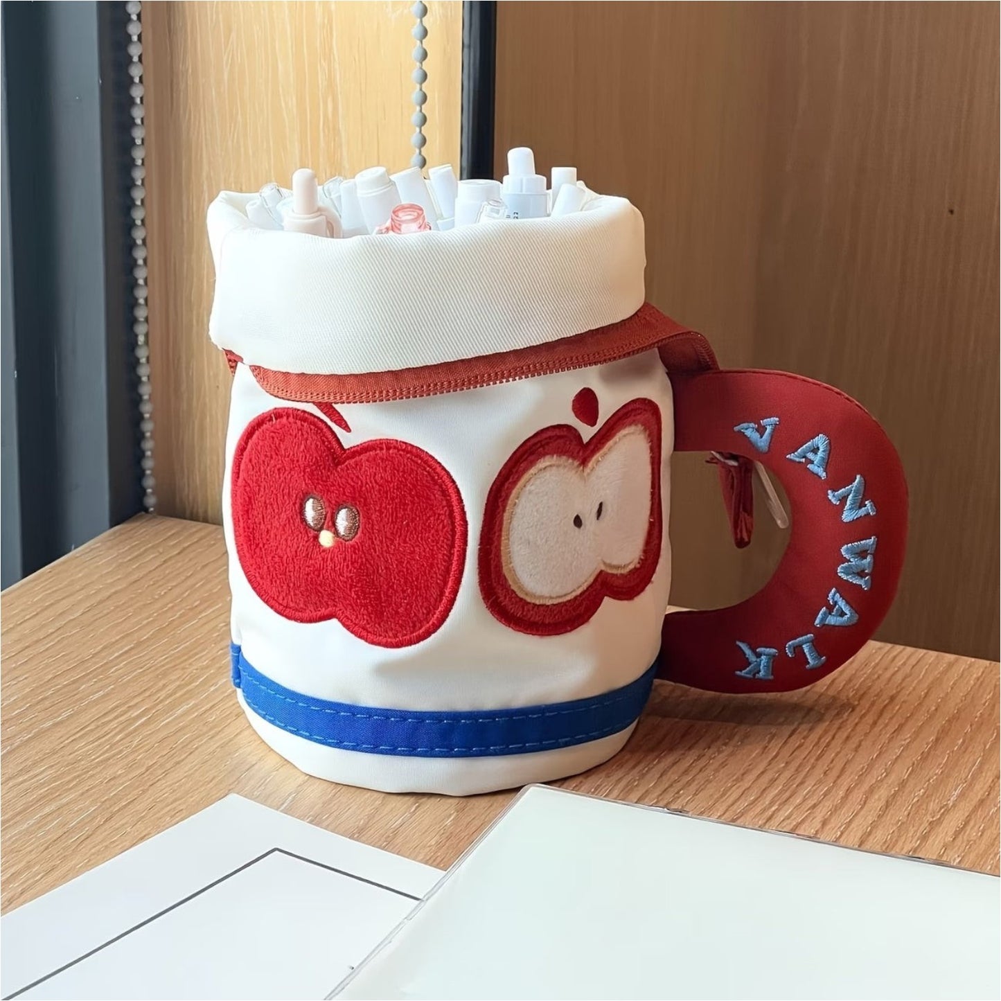 Creative Apple-Shaped Large Capacity Pencil Case, Cute Cup Pen Holder