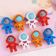 1 Piece of Random Color Big Colored Astronaut Design Eraser